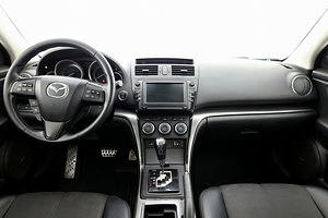 Mazda 6 Luxury Facelift ATM 2.0 114kW (5 foto / 7)
