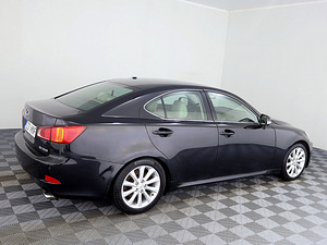 Lexus IS 250 Luxury Facelift ATM 2.5 153kW (3 foto / 7)