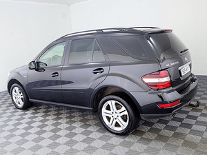 Mercedes-Benz ML 300 Luxury Facelift ATM 3.0 CDI 140kW (4 foto / 7)