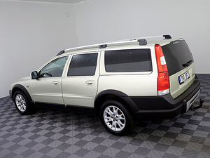 Volvo XC70 Summum Facelift ATM 2.4 D5 136kW (4 foto / 7)