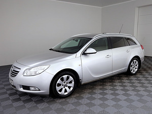 Opel Insignia Sports Tourer LPG 1.8 103kW (2 foto / 8)