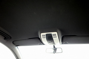 Audi A6 S-Line 2.4 130kW (8 foto / 9)