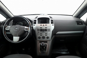 Opel Zafira Elegance Facelift 1.7 CDTi 81kW (5 foto / 8)