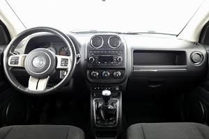 Jeep Compass Comfort 2.0 115kW (5 foto / 7)