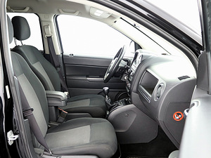 Jeep Compass Comfort 2.0 115kW (6 foto / 7)