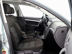 Skoda Octavia Comfortline Facelift 1.2 77kW (6 foto / 7)