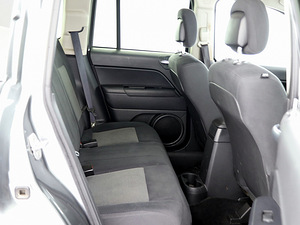 Jeep Compass Comfort ATM 2.4 125kW (7 foto / 7)