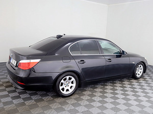 BMW 523 Executive ATM 2.5 130kW (3 foto / 7)