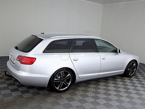 Audi A6 S-Line 2.7 TDI 132kW (3 foto / 9)