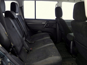Mitsubishi Pajero Comfort 3.2 Di-D 118kW (7 foto / 8)