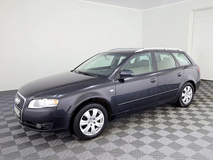 Audi A4 Comfortline ATM 2.0 TDI 103kW (2 foto / 7)