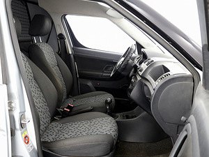 Skoda Praktik Comfortline 1.4 63kW (6 foto / 7)