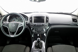 Opel Insignia OPC Line Facelift 2.0 CDTi 143kW (5 foto / 9)