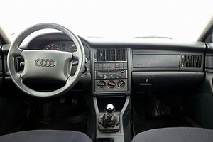 Audi 80 Classic 2.0 66kW (5 foto / 7)