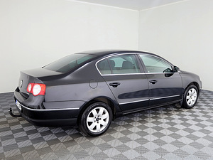 Volkswagen Passat Comfortline 2.0 110kW (3 foto / 7)