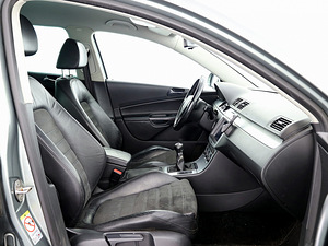 Volkswagen Passat Highline 4Motion 2.0 TDI 103kW (6 foto / 7)