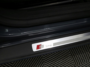Audi A3 S-Line ATM 2.0 TDI 103kW (9 foto / 9)