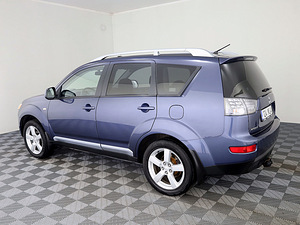 Mitsubishi Outlander Comfort 4x4 ATM 2.4 125kW (4 foto / 8)