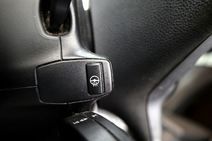 BMW 520 Sportpakett Facelift ATM 2.0 D 120kW (8 foto / 9)