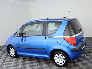 Peugeot 1007 Comfort ATM 1.4 54kW (4 foto / 8)