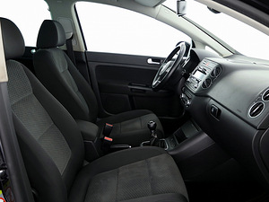 Volkswagen Golf Plus Comfortline Facelift 2.0 TDI 81kW (6 foto / 8)