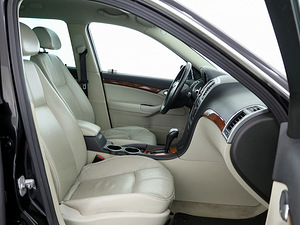 Cadillac BLS Luxury ATM 1.9 TiD 110kW (6 foto / 7)