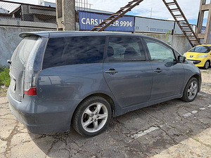 Mitsubishi Grandis Comfort 2.0 Di-D 100kW (3 foto / 8)