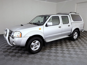 Nissan Pickup Doublecab 4x4 Facelift 2.5 98kW (2 фото из 9)