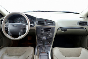 Volvo XC70 Summum LPG ATM 2.4 147kW (5 foto / 7)