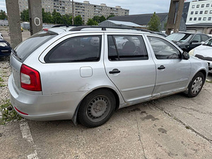 Skoda Octavia Comfortline Facelift 1.4 90kW (3 фото из 7)