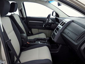 Dodge Journey Comfort ATM 2.0 CRD 103kW (6 foto / 8)