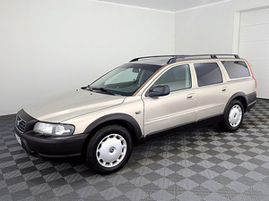 Volvo XC70 Summum AWD ATM 2.4 147kW (2 фото из 7)