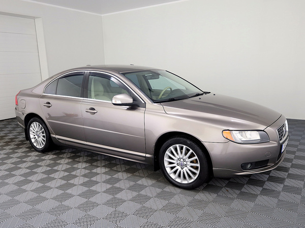 Volvo S80 Summum 2.4 D5 136kW
