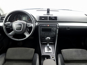 Audi A4 S-Line ATM 2.0 TDI 103kW (5 foto / 7)
