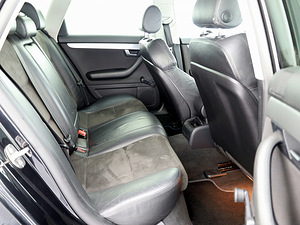 Audi A4 S-Line ATM 2.0 TDI 103kW (7 foto / 7)