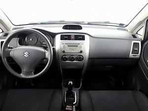 Suzuki Liana Comfort 4x4 1.6 78kW (5 foto / 7)