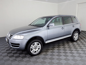 Volkswagen Touareg Highline ATM 4.9 V10 TDI 230kW (2 foto / 8)