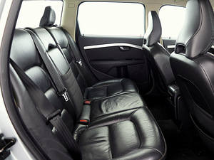 Volvo V70 Ocean Race ATM 2.4 D5 136kW (7 foto / 9)