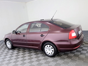 Skoda Octavia Comfortline Facelift 1.2 77kW (4 foto / 8)
