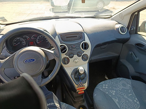 Ford Ka Trend 1.2 51kW (5 фото из 6)
