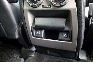 Land Rover Range Rover Sport HSE Luxury 2.7 TDV6 140kW (9 фото из 9)
