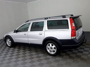 Volvo XC70 Summum ATM 2.4 D5 120kW (4 foto / 7)