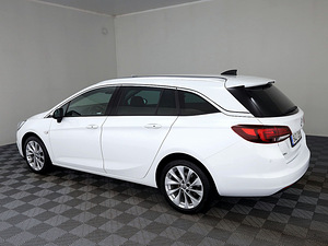 Opel Astra Sports Tourer ATM 1.6 CDTi 100kW (4 foto / 9)