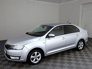 Skoda Rapid Comfortline ATM 1.4 90kW (2 foto / 7)