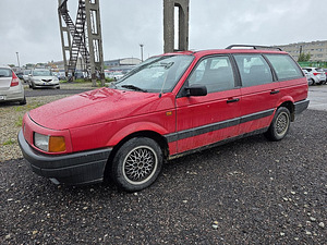 Volkswagen Passat Variant 1.8 66kW (2 foto / 7)