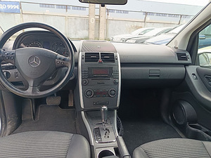Mercedes-Benz A 200 Avantgarde ATM 2.0 CDI 103kW (5 фото из 6)