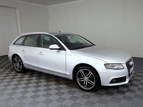 Audi A4 S-Line ATM 2.0 TDI 105kW