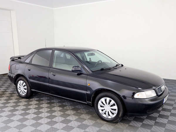 Audi A4 Sportline 1.8 92kW