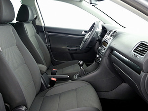 Volkswagen Golf Variant Comfortline 1.4 90kW (6 фото из 8)