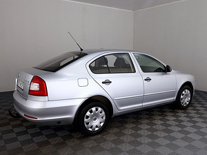 Skoda Octavia Comfortline Facelift LPG 1.6 75kW (3 foto / 7)